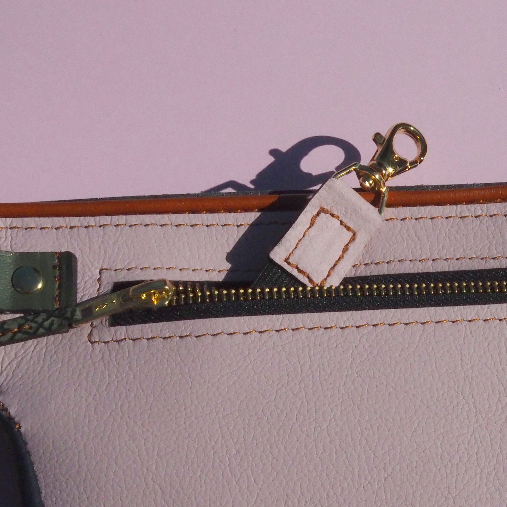 Runabout Bag - Cafe Pink
