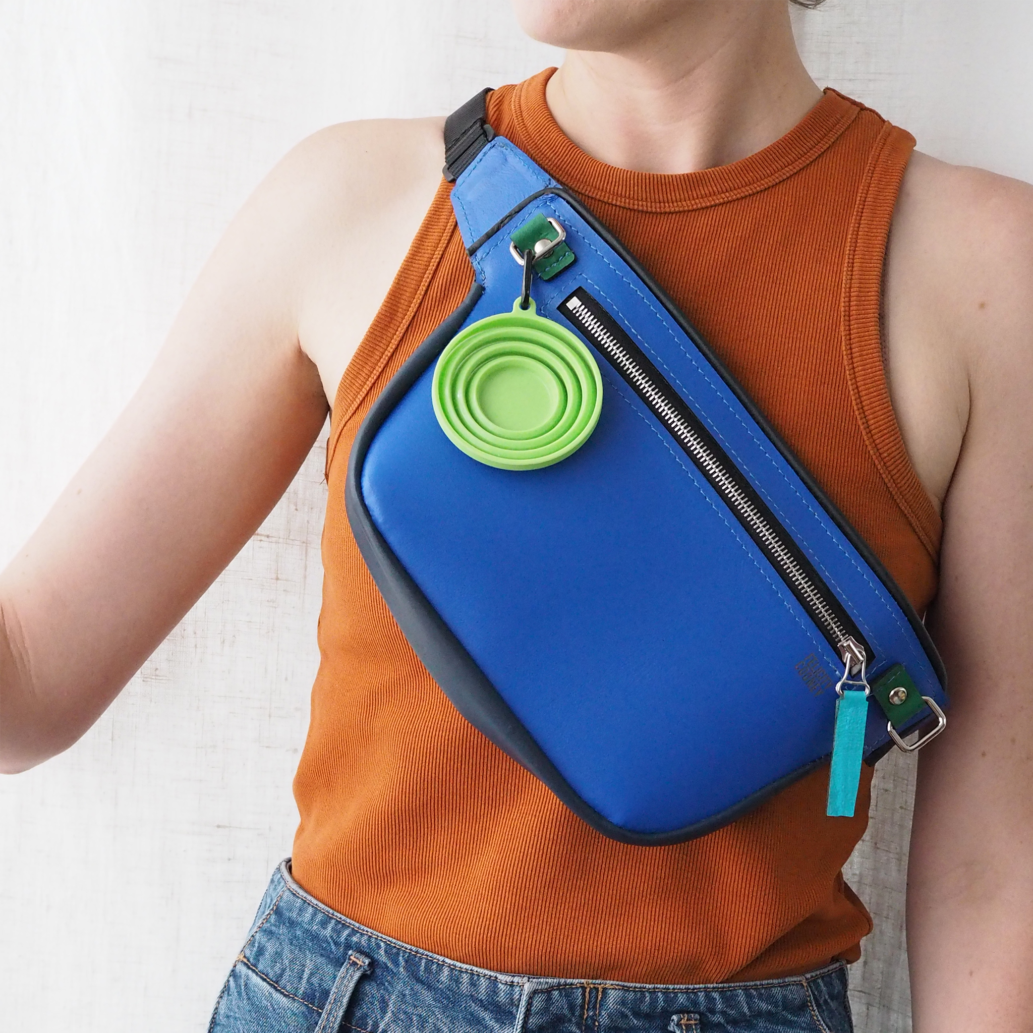 Runabout Bag - Artist Blue